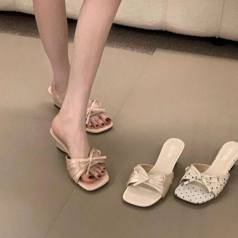 French-Style Gentle Bow-Knot Polka-Dot Slip-On Sandals for Women, Summer Outerwear, 2026 New Wedge Heel, Suitable for Pairing with Skirts, Open-Toe Sandals French-Style Gentle Bow-Knot Polka-Dot Slip-On Sandals for Women, Summer Outerwear, 2026 New Wedge Heel, Suitable for Pairing with Skirts, Open-Toe Sandals