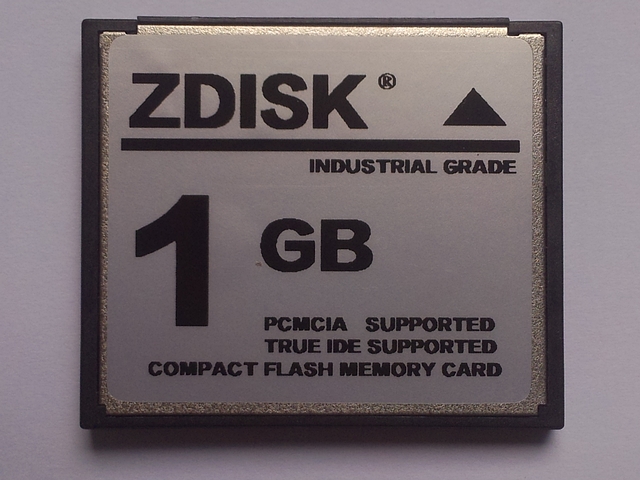 ZDISK industrial grade 1G CF card can be used as an electronic hard disk SSD DOM CNC machine tool