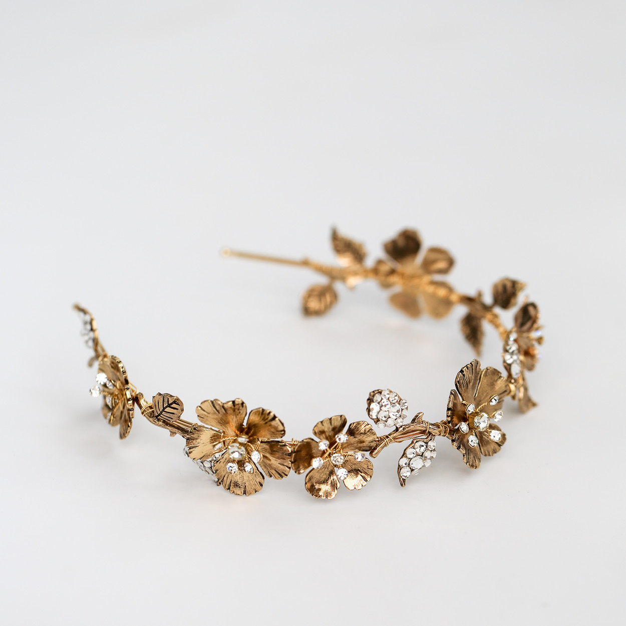 Korean Style Shine as old retro golden flowers rose leaf hair stirrup Exaggerated Eurostyle Style Hair Accessories Crown