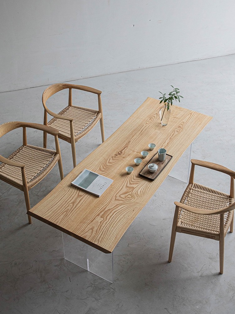 New Chinese style ash wood solid wood slab Okan black walnut flower log tea table resin river table tea table coffee table