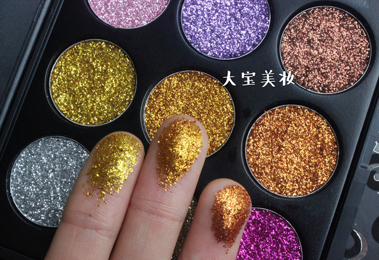 Long lanh long lanh mỹ phẩm phấn mắt kem pearlescent trẻ em Latin giai đoạn hiển thị đêm trang điểm chăm sóc da trang điểm đặc biệt phấn mắt 3ce 4 màu