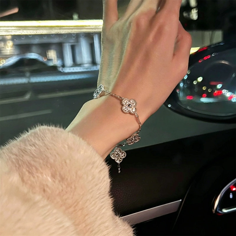 [Sss Level] Light Luxury Five-Flower Bracelet 18K Agate Laser-Engraved 925 Diamond-Studded White Mother-Of-Pearl Four-Leaf Clover Bracelet Chalcedony