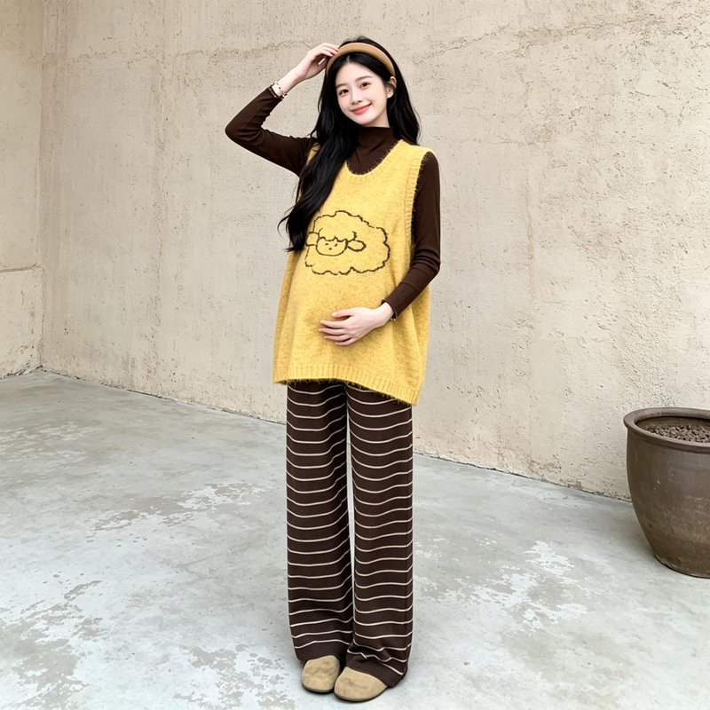Maternity Wear Autumn Japanese Cartoon Knitted Vest Set Women's Lazy Style Striped Wide-Leg Pants French Layered Look Slimming Maternity Wear Autumn Japanese Cartoon Knitted Vest Set Women's Lazy Style Striped Wide-Leg Pants French Layered Look Slimming