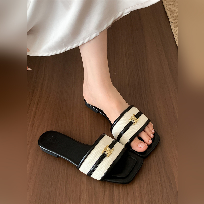 Hong Kong Style High-End Flat Slippers for Women, Summer Outdoor Wear, Vacation Beach Sandals