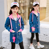 Girls denim coat 2021 new spring and autumn Korean windbreaker big childrens clothing plus velvet thick lamb hair coat