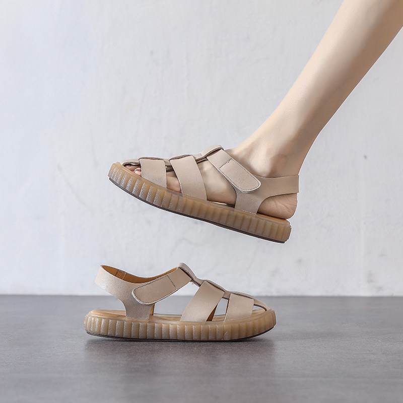 Summer heart style @must not be less~ I feel soft across the screen Summer hollow toe Roman sandals