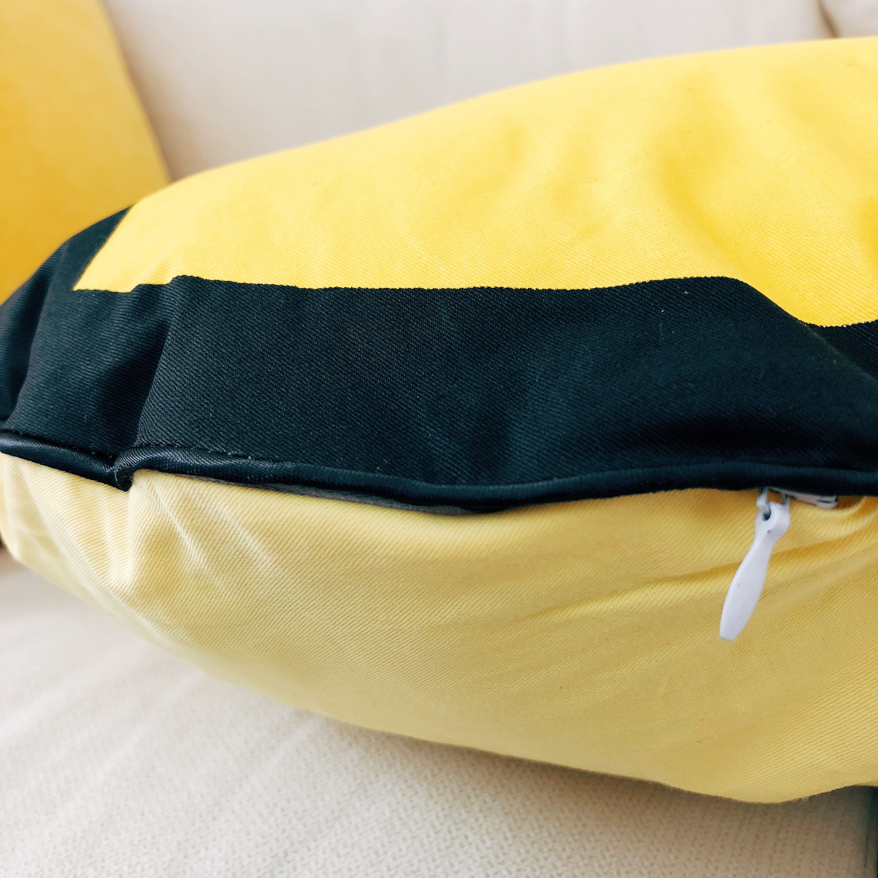 Phòng trẻ em phim hoạt hình bánh mì siêu nhân mè đường phố vịt bông gối sofa đệm gối có thể tháo rời và có thể giặt - Trở lại đệm / Bolsters Chăn gối văn phòng 3 in 1