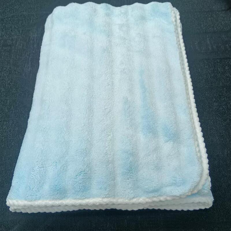 Thick Cotton Bath Towel with Cartoon Designs, Large Size, Suitable for Children and Adults, Soft and Absorbent. Please Do Not Order if You Are Concerned
