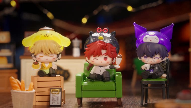 Official Link Click x Sanrio Sweet Time mini figure Liu Xiao and Kuromi pair