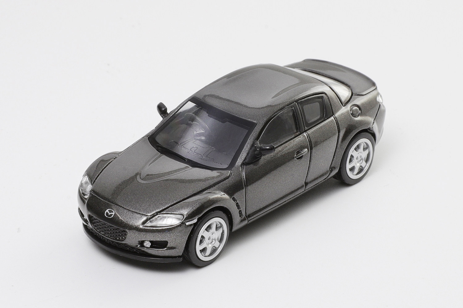 Mazda CX-8 ミニカー グレー 1/43 Hi Story 1/43 MAZDA CX-8 (2017) マシーングレープレミアムメタリック