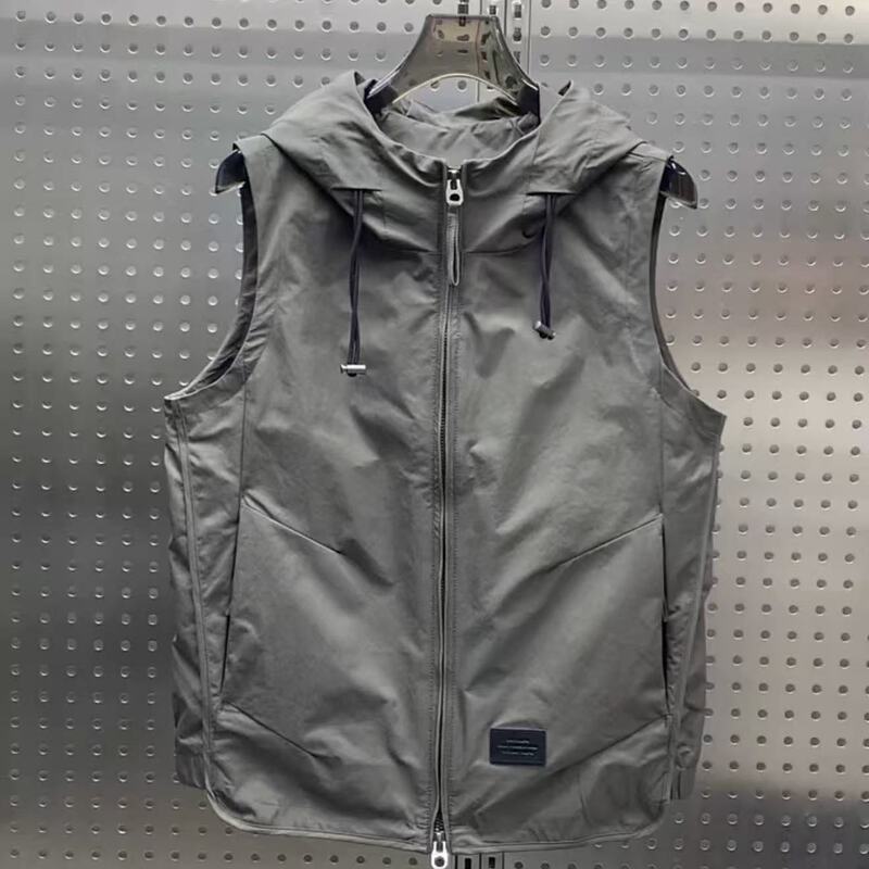 Autumn Outdoor Casual Style Hooded Vest for Men, Trendy Versatile Lightweight Zip-Up Work Vest, Loose Sleeveless Jacket Autumn Outdoor Casual Style Hooded Vest for Men, Trendy Versatile Lightweight Zip-Up Work Vest, Loose Sleeveless Jacket