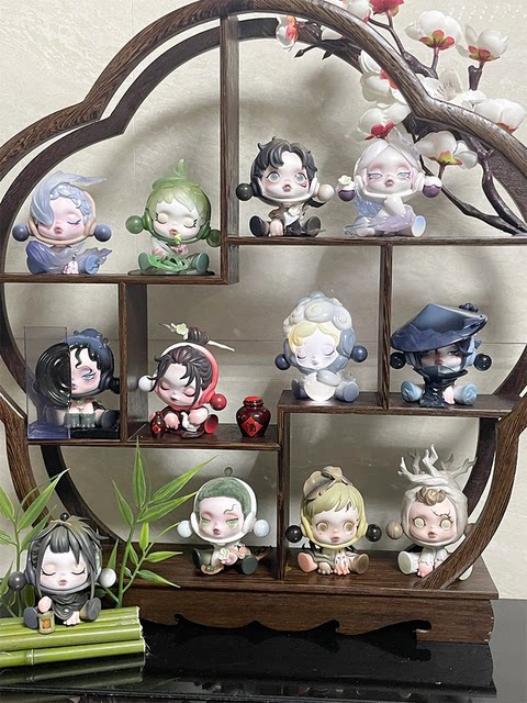 实木盲盒展示架收纳庭前墨梅手办泡泡玛特公仔积木小摆件展示盒