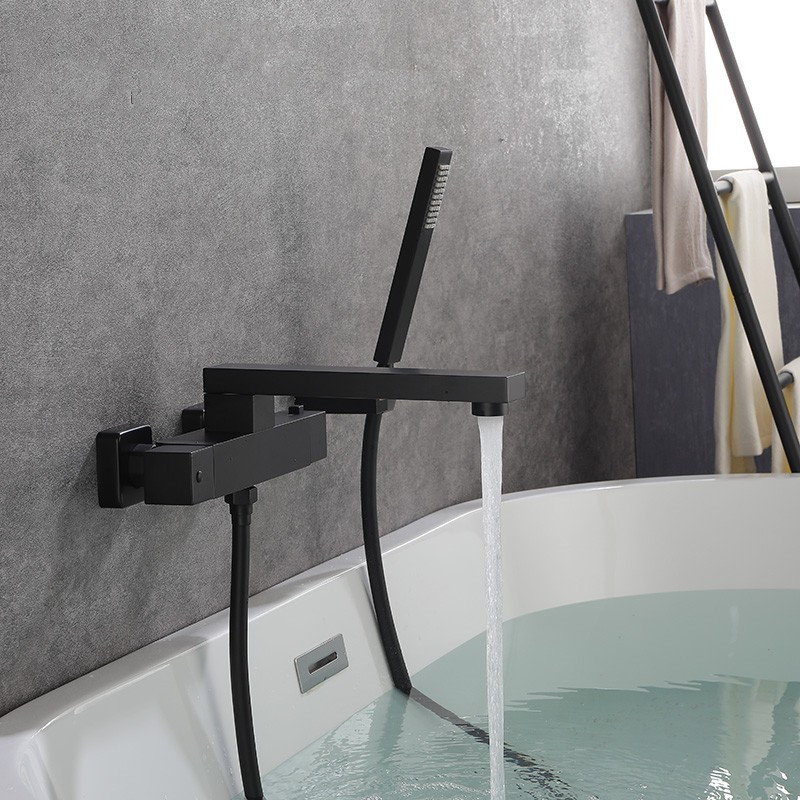 Black full copper cylinder side hanging wall type thermostatic bath lengthened tap hot and cold water mixing valve Ming dress