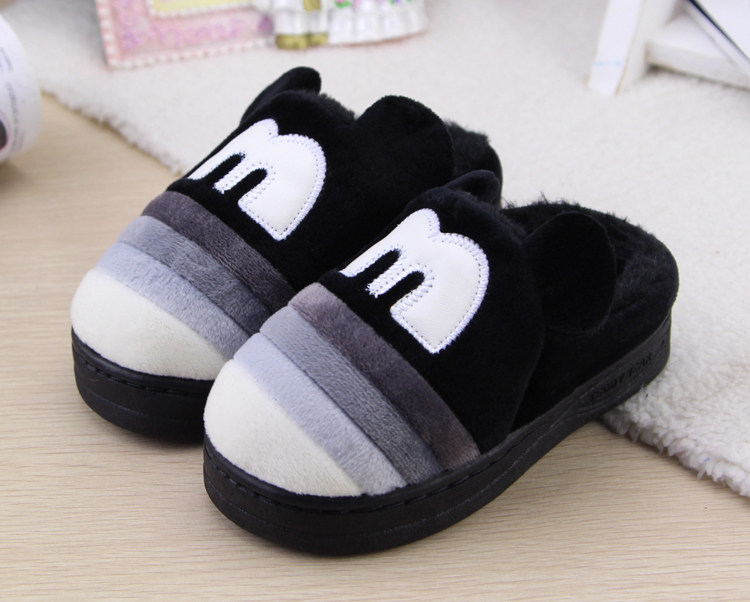 Pantoufles enfants en suède pour hiver - semelle caoutchouc - Ref 1005581 Image 23