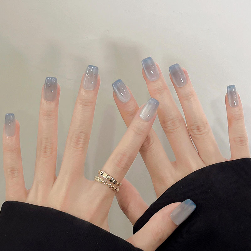 Haze Gray-Blue French Gradient Moisturizing Cat-Eye Manicure, Short Style, Simple, Whitening, Gentle, Pure Handmade Wearable Nail Tips