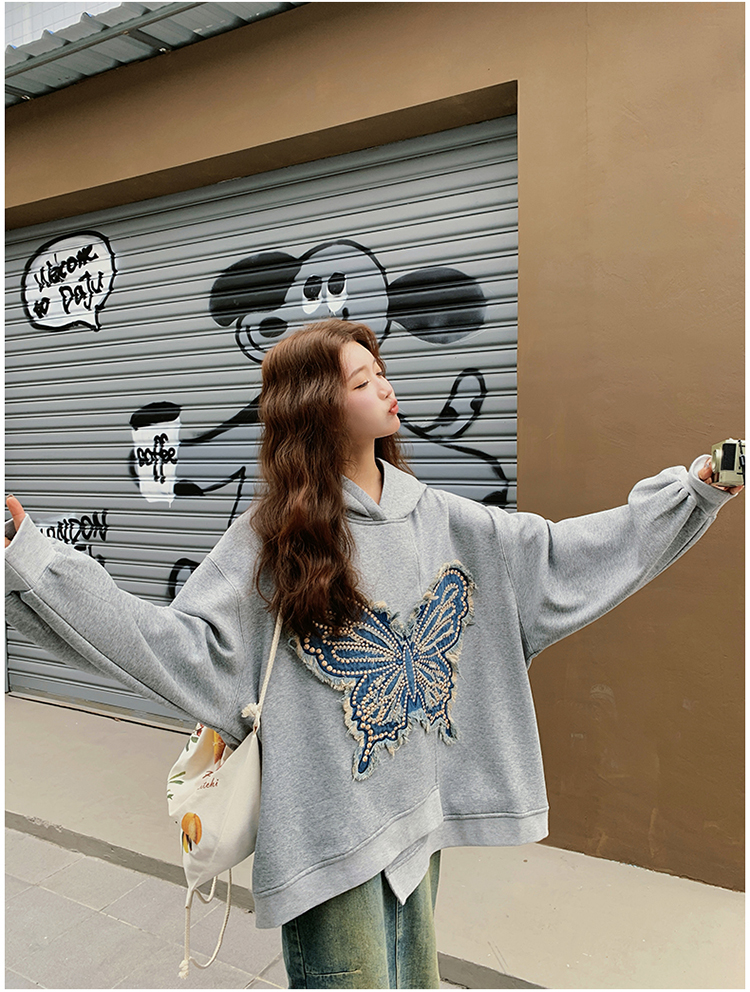 トップス】蝶刺繍フード付きスウェット レディース 秋新作