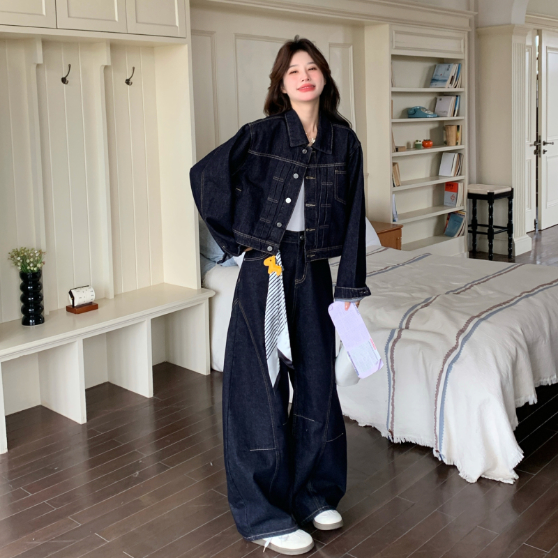 Dark Blue Retro Cool Style Denim Suit for Women 2026 Spring New Elegant Lapel Jacket Wide-Leg Pants Two-Piece Set Dark Blue Retro Cool Style Denim Suit for Women 2026 Spring New Elegant Lapel Jacket Wide-Leg Pants Two-Piece Set