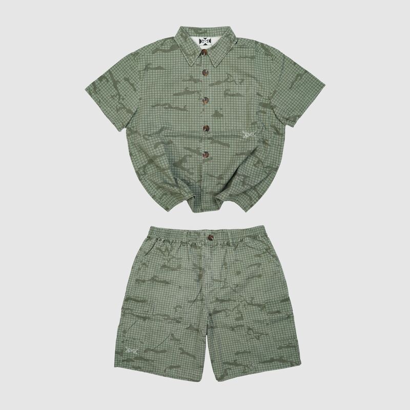 In-Stock Mertra Army Green Camouflage Short-Sleeve Shirt Set, Short Wide Boxy American Street Hip-Hop Cleanfit In-Stock Mertra Army Green Camouflage Short-Sleeve Shirt Set, Short Wide Boxy American Street Hip-Hop Cleanfit