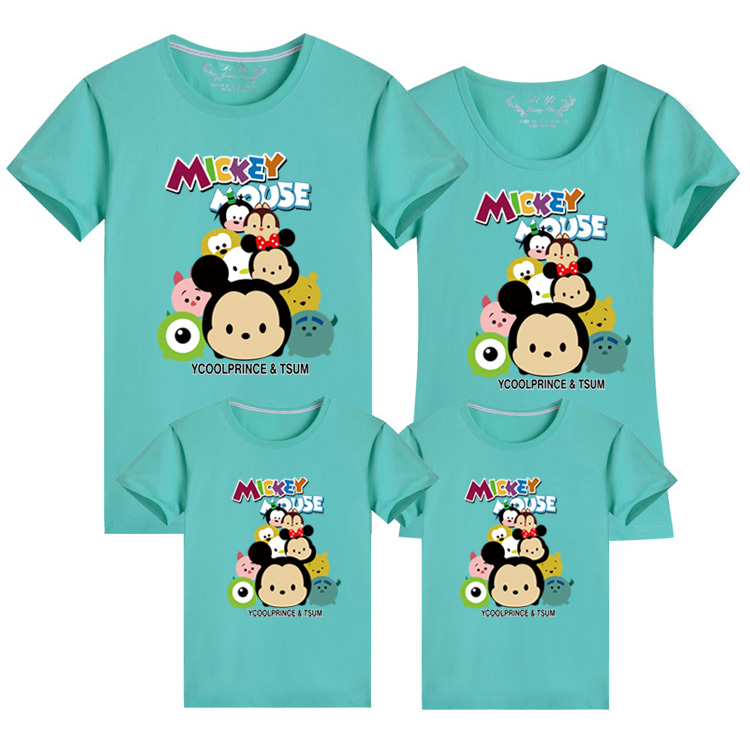 Gia đình cha mẹ và con mới của một gia đình gồm ba áo phông ngắn tay, mùa hè và phim hoạt hình mẹ chồng quần áo sành điệu cho be gái