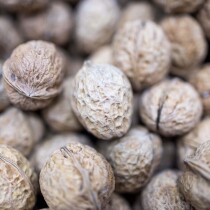 Full 2 bags of Shang Huangsheng walnuts 250g Began in January 2014