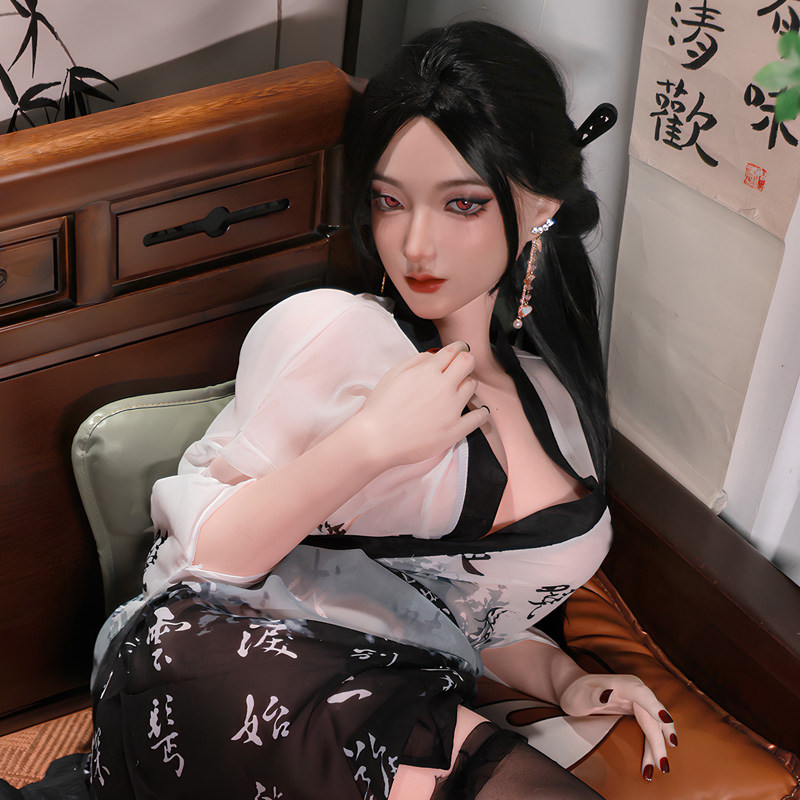 Silk Embroidery Silicone Love Doll detail 3