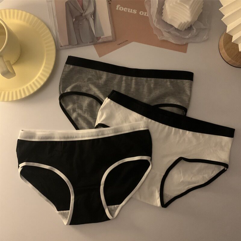 Teenage Girl Wind Minimalist Pure Desire Sexy Girls' Underwear Pure Cotton Antibacterial Full Cotton Crotch Unscratched Mid Waist Triangle Pants Lady