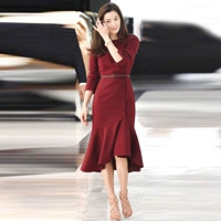 Элегантное платье, длинный лонгслив, облегающий крой, крой «рыбий хвост», с рукавом