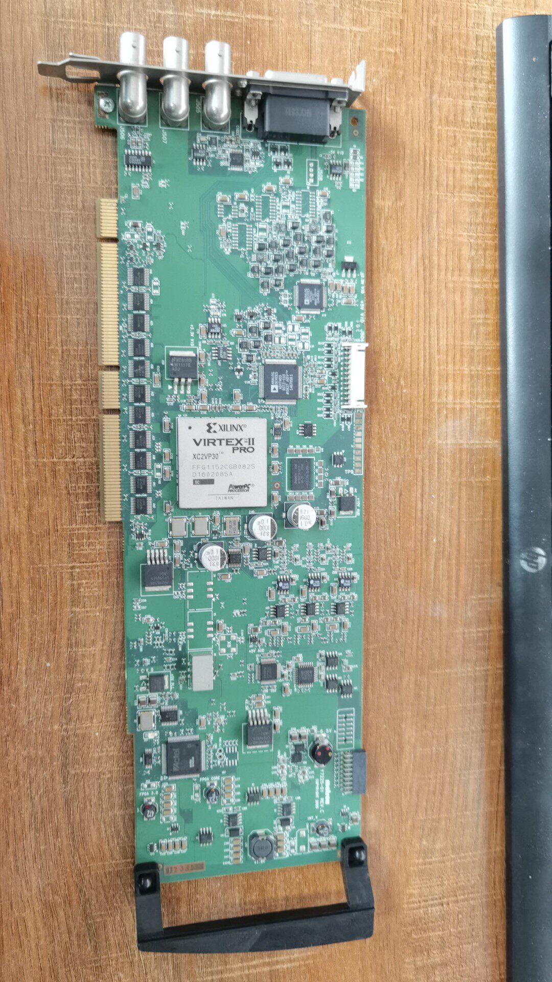 Matron Matrox Y7225-01 REV B DSXLE 100 HD non-editorial board card