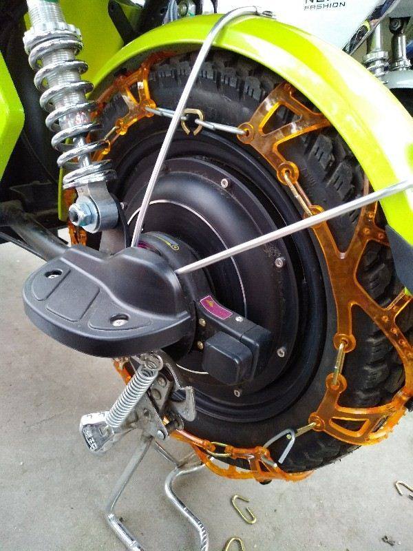 Universal easy-to-install ice tire tricycle anti-skid chain beef tendon thickened steel nails electric vehicle two-wheeled snow ice breaking