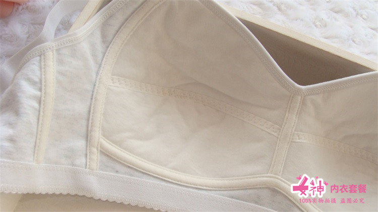 2018 mới chất liệu cotton màu mỏng phần bé gái áo ngực sinh viên size lớn không xốp không vòng thép đồ lót chất béo MM hè 95 áo ngực 3 dây