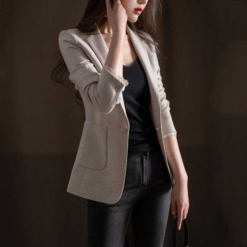Wool Small Suit Jacket Woman 2022 Spring Autumn New 100 Hitch Body Slim Collection Waist Cuffs Lace Lace Western Suit