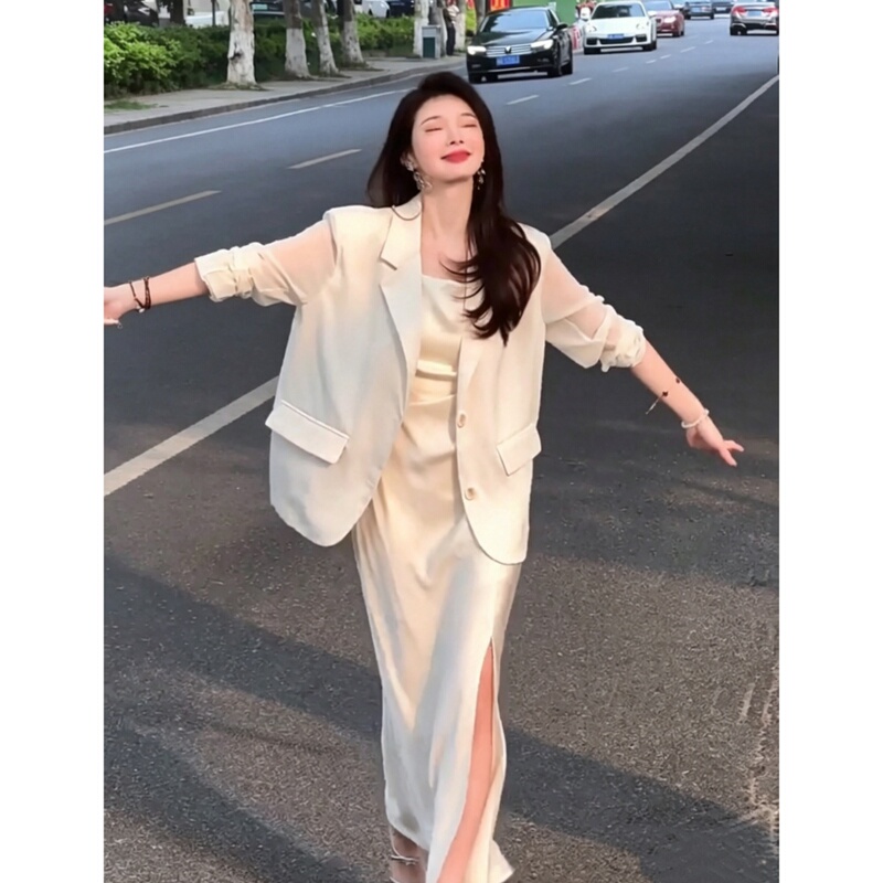 Back Slit Summer Sheer Sun-Protective Blazer for Women 2026 New Satin Casual Workwear Elegant Long-Sleeve Suit