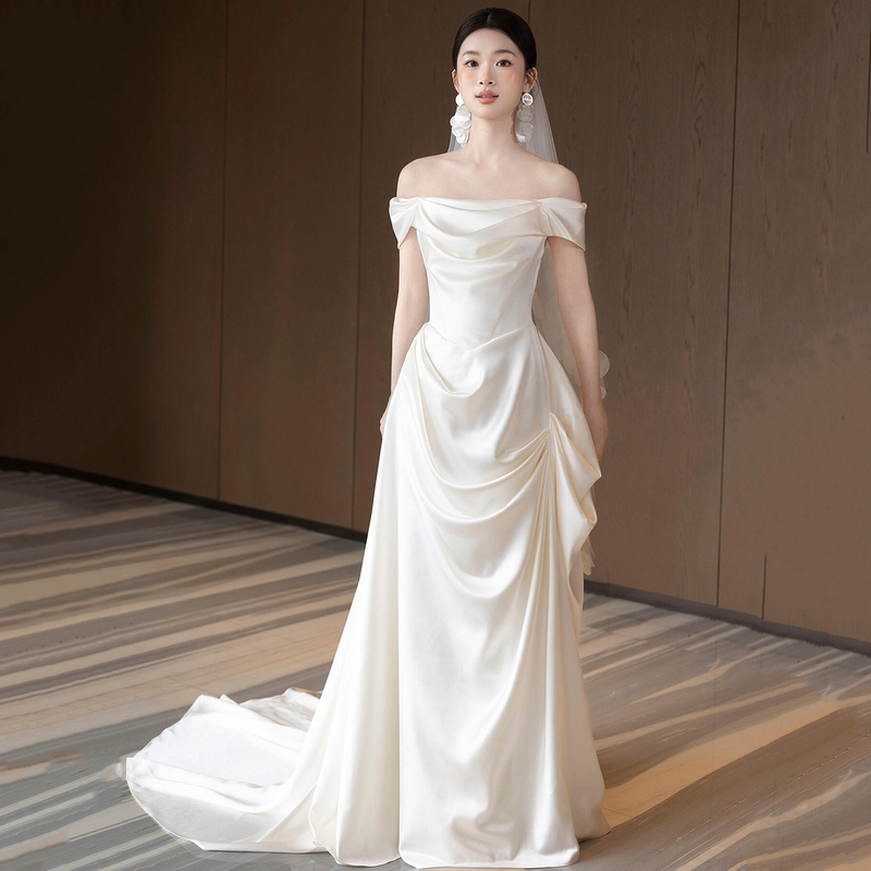 French-Style Light Wedding Dress for Brides 2026 New Main Gown High-End Texture Custom-Made Strapless Satin Simple Petite Summer