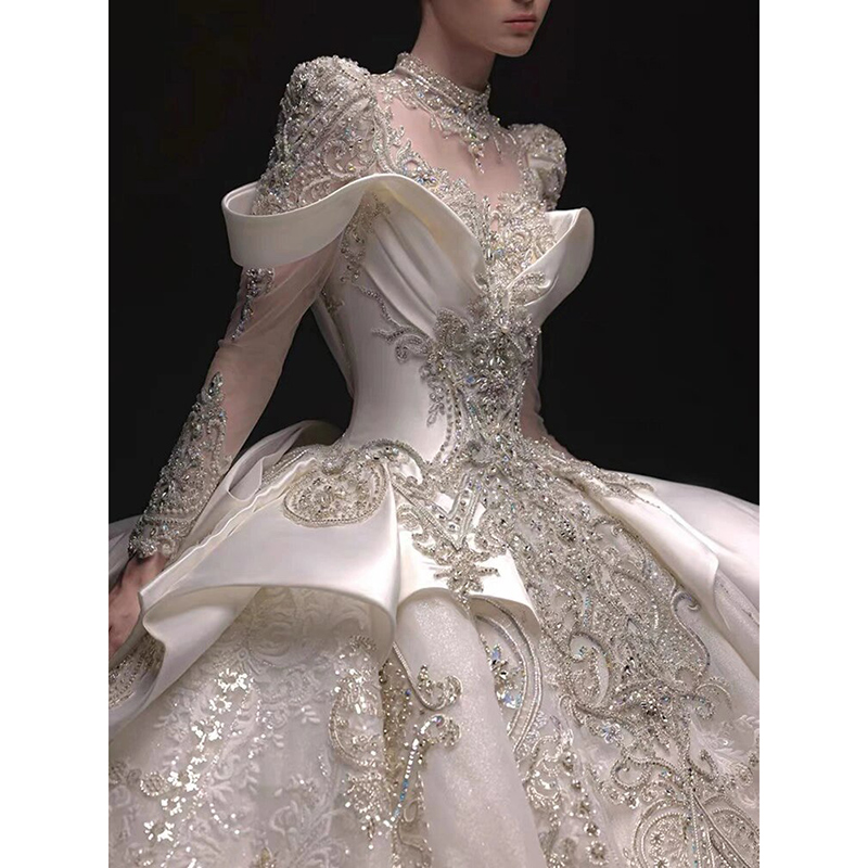 French heavy worker wedding dress bride 2024 new satin main yarn high -end texture wedding pregnant women large size retro long sleeves French heavy worker wedding dress bride 2024 new satin main yarn high -end texture wedding pregnant women large size retro long sleeves