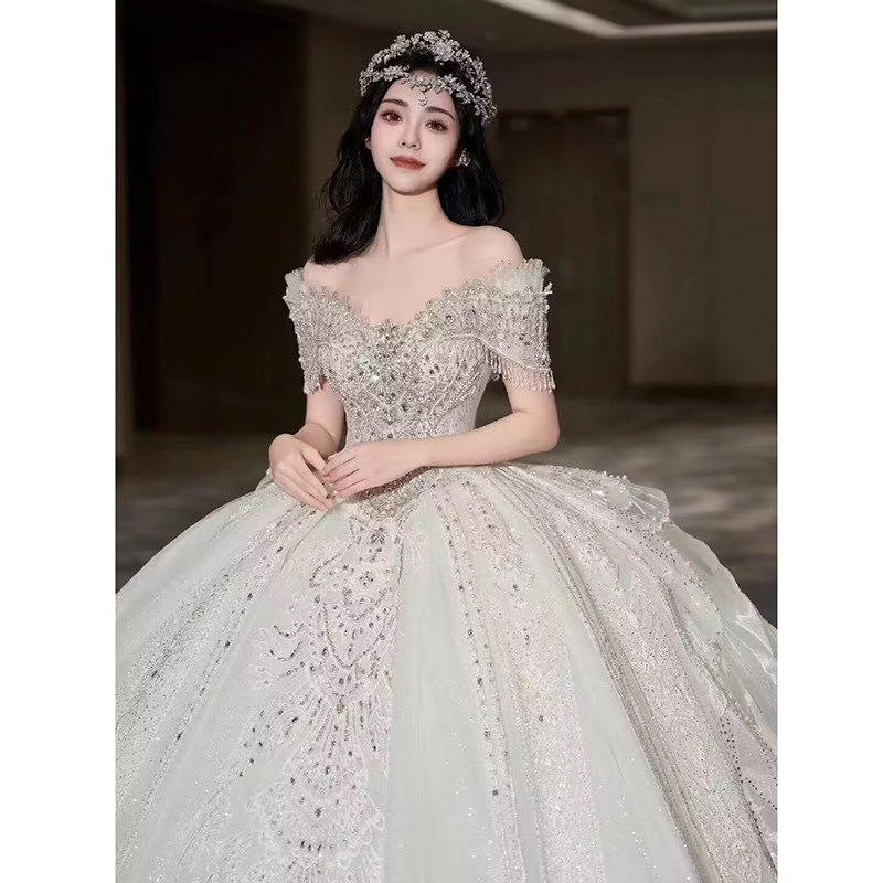 Французское свадебное платье на одно плечо bride 2026 новая основная пряжа высококачественная текстура маленькая тяжелая зимняя легкая пряжа большого размера