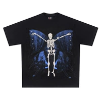 Черная (скелетная бабочка)