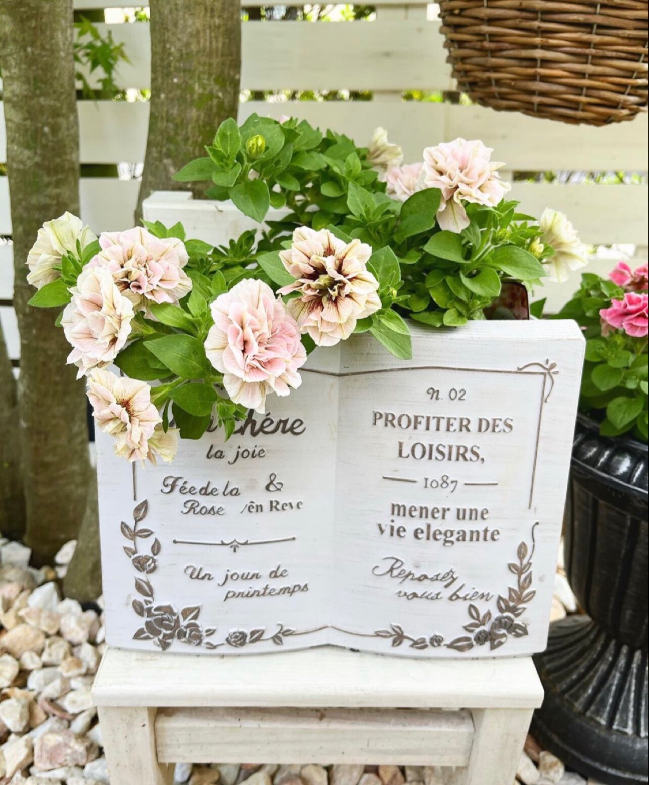 Day-series ins wind English book resin flower pots Swaying Pieces Garden Grocery Decorations-Taobao