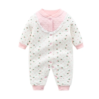 Держите теплую клубничную борьбу