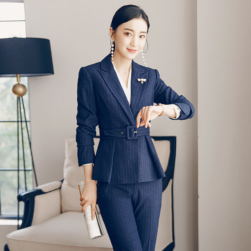 Tailleur femme - Ref 3242900 Image 3