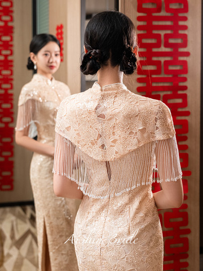 Aishini <Wutong> Cheongsam Toast Wear mujer 2025 nuevo vestido de compromiso de estilo chino vestido de borla de hombro de nube