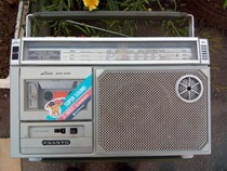 Old-fashioned Sanyo recorder old objects collection to do props cafe nostalgic decoration bar film and television decoration