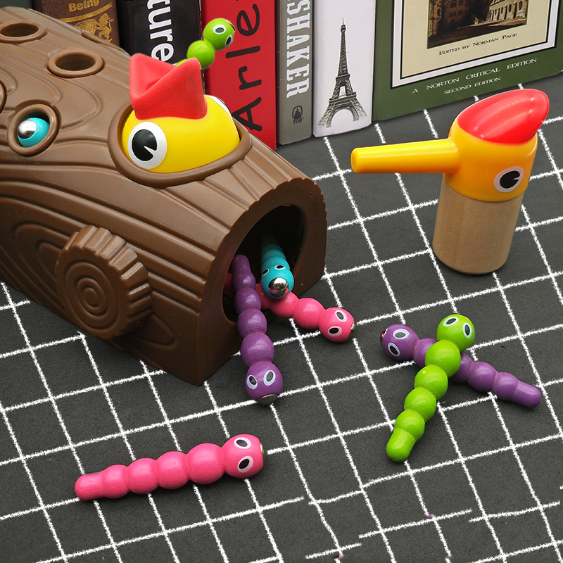 Shivering with the same kind of woodpecker toy catch 1 baby boy 2-3 Puzzle Early Teach Girl Little Chicken To Eat Catch of Words