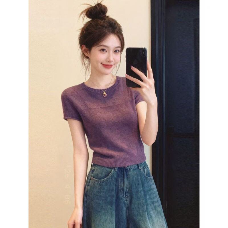 This Year's Trendy Gentle Style Purple Short-Sleeved Ice Silk Knit Top for Petite Women, Stunning and Beautiful Short Top Fashion This Year's Trendy Gentle Style Purple Short-Sleeved Ice Silk Knit Top for Petite Women, Stunning and Beautiful Short Top Fashion