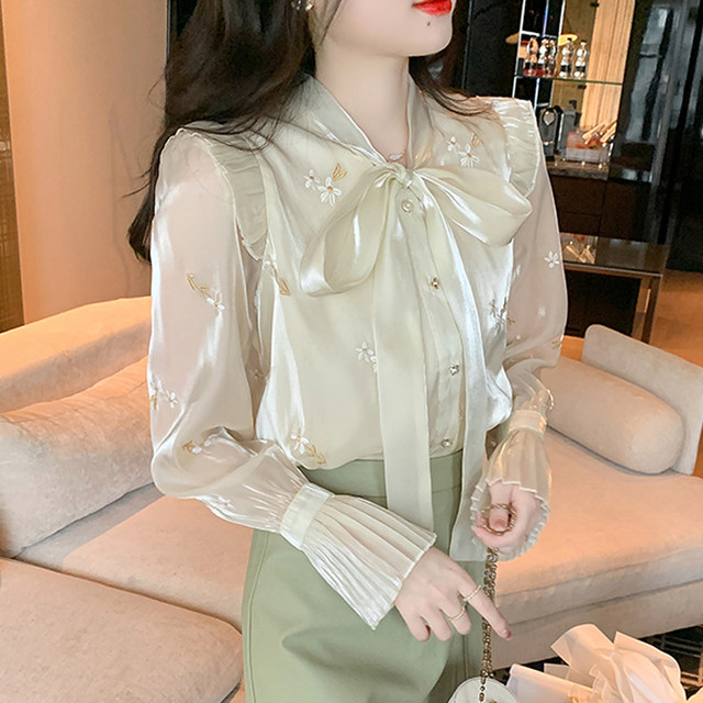 Early autumn style French light luxury high-quality chiffon shirt women's autumn clothing 2022 new tie-up bowknot shirt