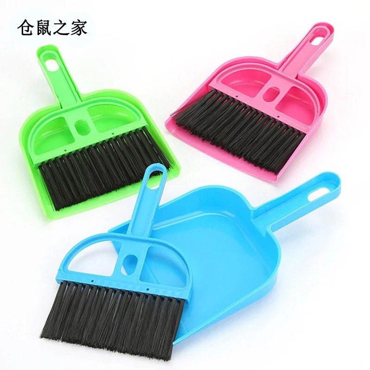 Special pet hamster cleaning tools toy mini dustpan broom cleaning sawdust feces cage rabbit chinchilla