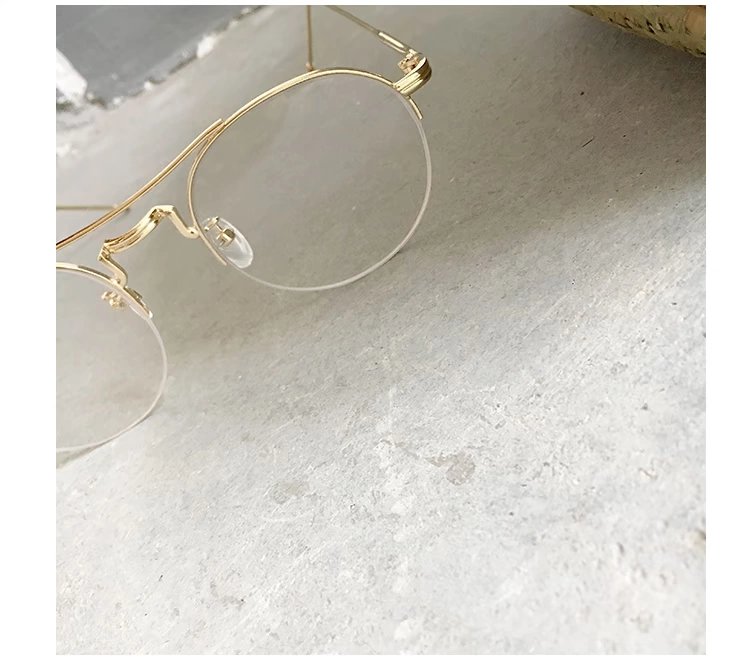 LES đẹp trai T trung tính mạng INS mô hình màu đỏ đặt ra văn học retro Nhật Bản chic vàng khung kính kính nam và nữ