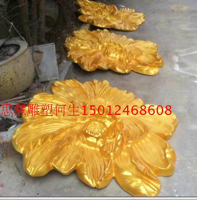 Hotel bath shop interior decoration fiberglass flower sculpture creative golden flower decoration