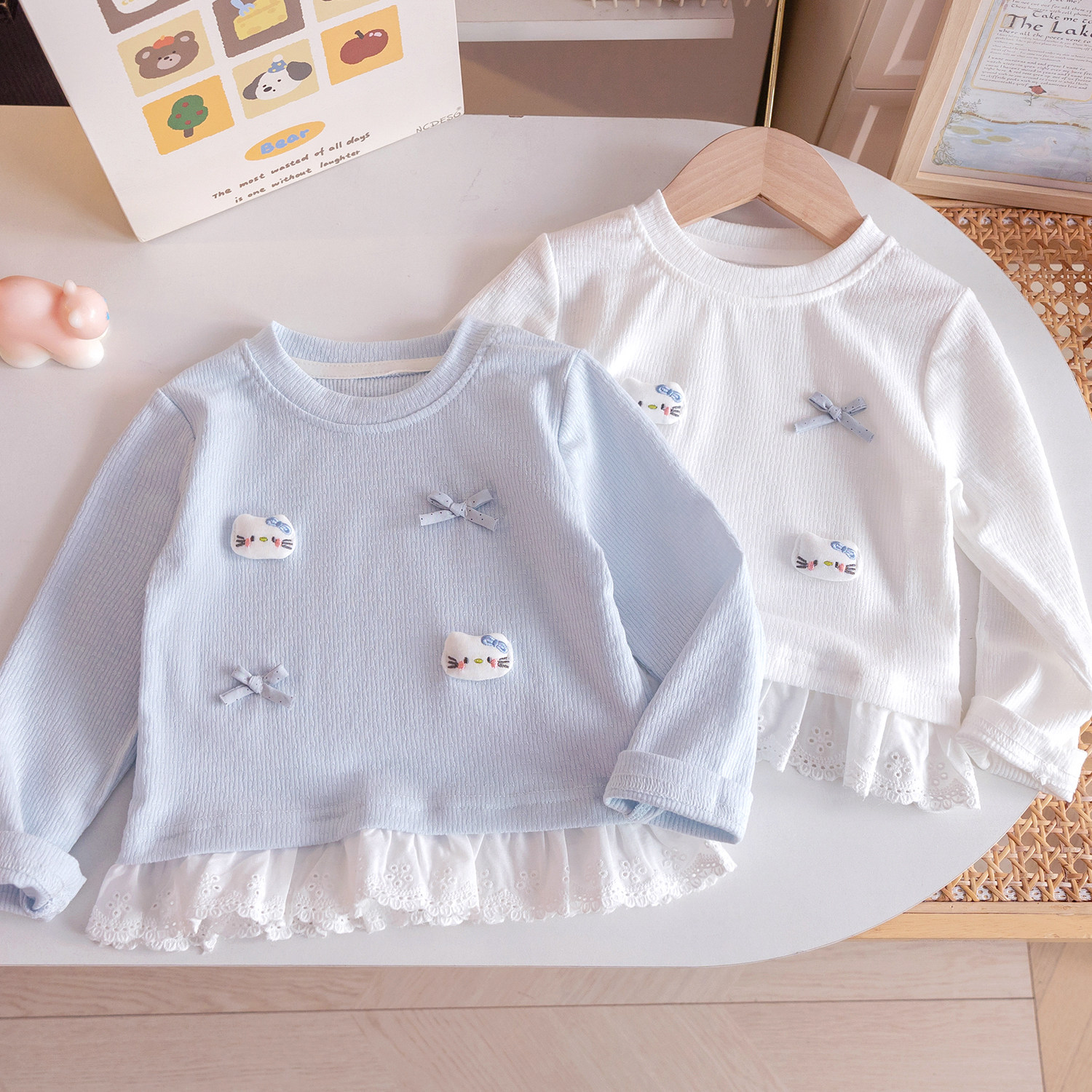 かわいい女の子用ベースレイヤートップ、春秋新スタイル、3D漫画猫長袖Tシャツ、スイートレーストップ