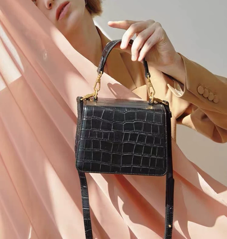 Pháp thiết kế hốc túi cá sấu nữ 2019 mới hoang dã retro vai túi Messenger - Túi xách nữ