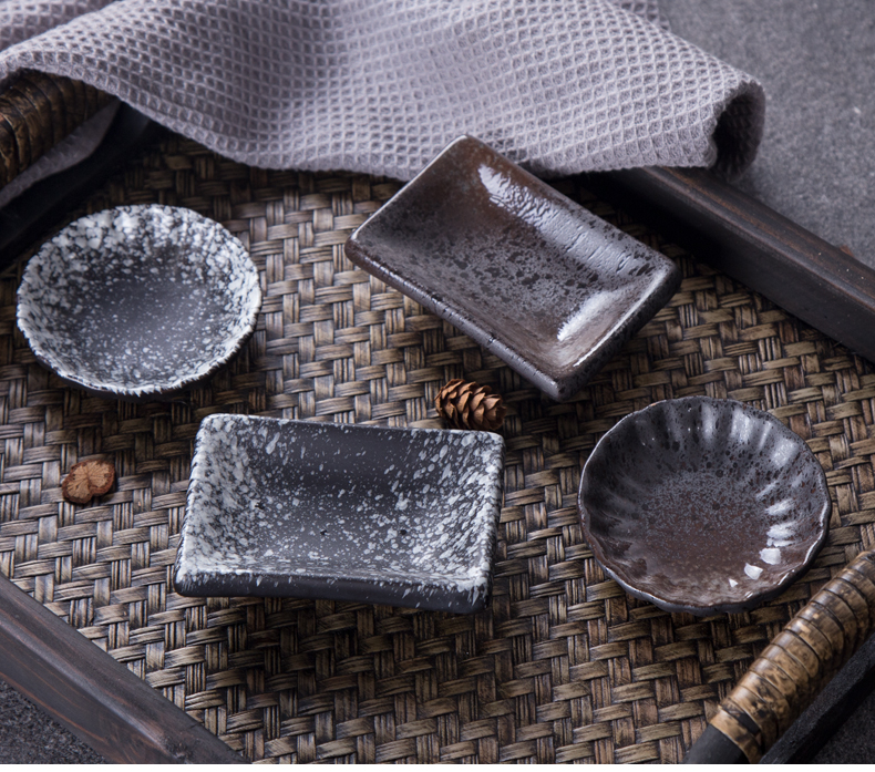 Japanese tableware ceramics small plate vinegar dish of soy sauce dish ideas flavor dish plates dishes businessman with a plate